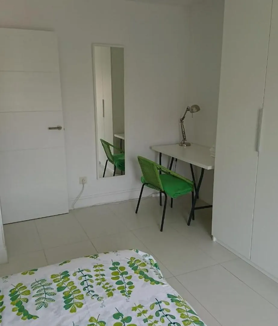 Apartamento Con Parking Gratuito A 500 M De La Playa Torre Del Mar Spain